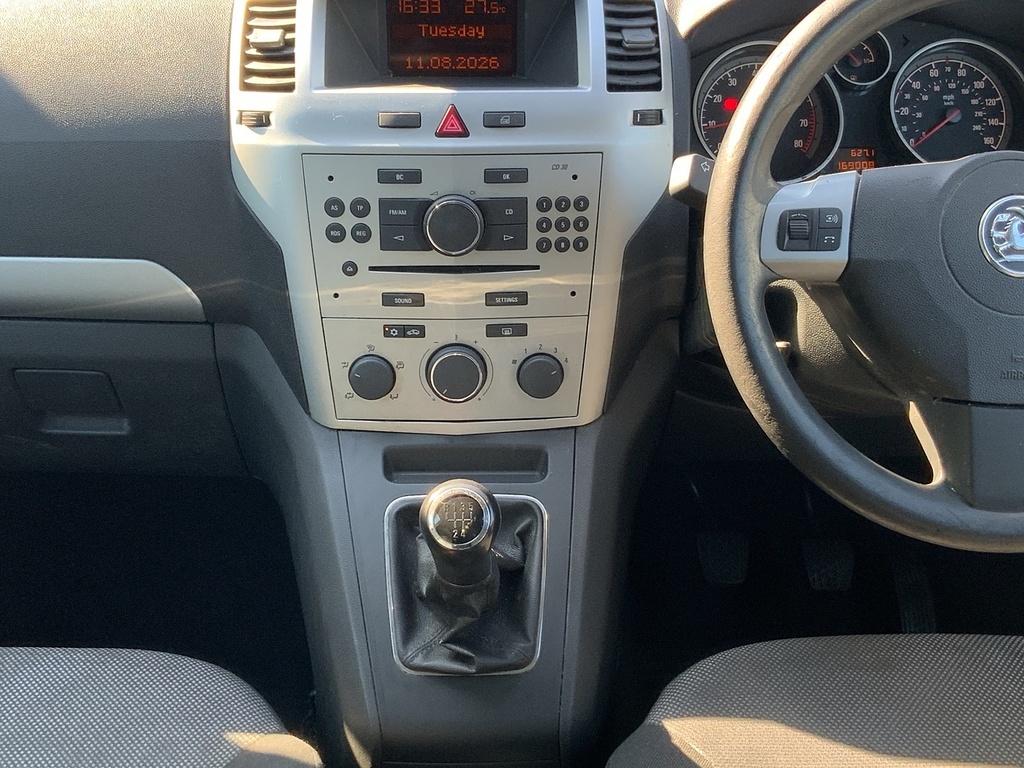 Vauxhall Zafira 1.6 16V Energy Euro 5 Red #16