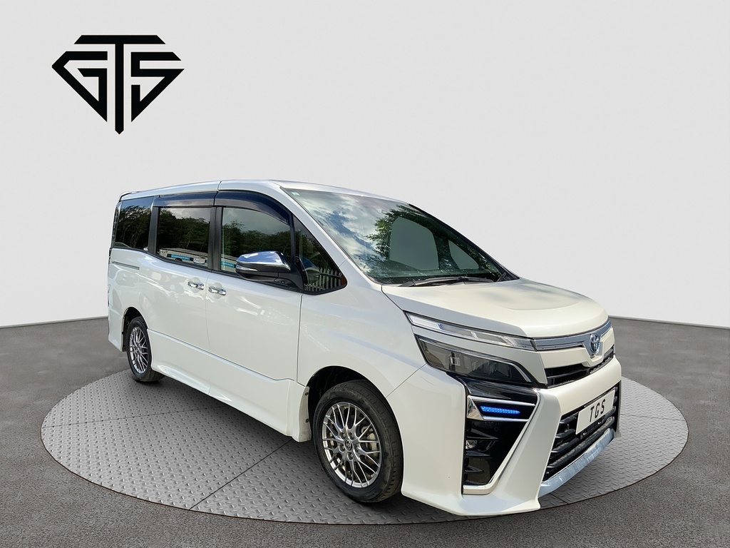 Toyota Voxy Hybrid Zs Kirameki3