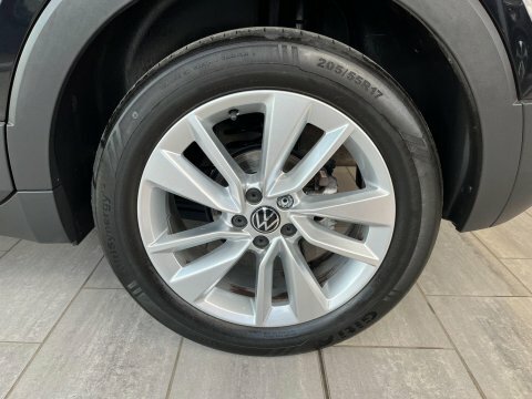 Volkswagen T-Cross Match Silver #25