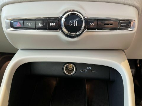 Volvo XC40 Petrolpluginhybrid 5dr 202209169831490 #15