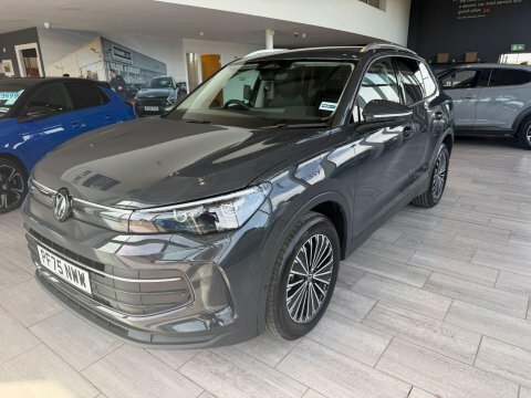 Volkswagen Tiguan R-line 2.0 Tsi 4Motion Dsg Silver #3