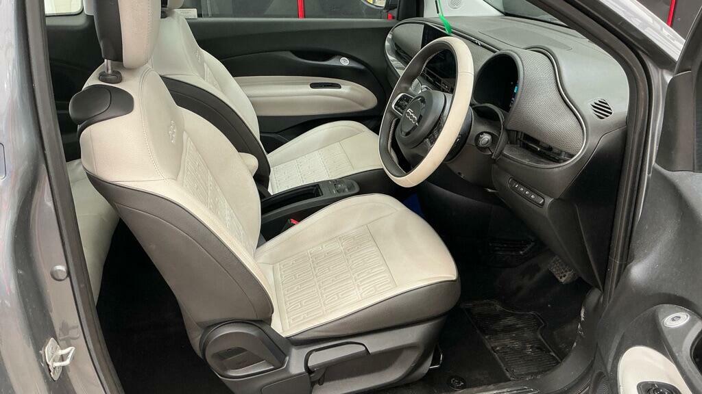 Fiat 500E 42Kwh Icon Hatchback 118 Ps White #9
