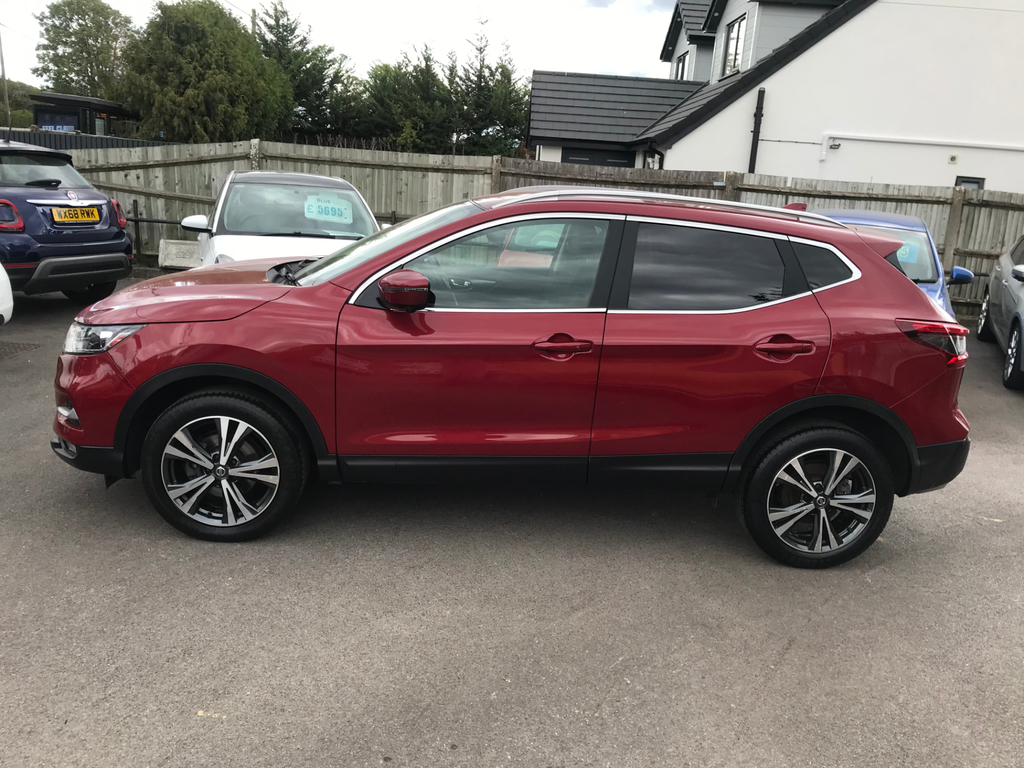 Nissan Qashqai 1.2 Dig-t N-connecta Suv Euro 6 GL18PPF Red #5