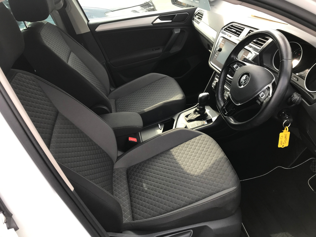 Volkswagen Tiguan 1.4 Tsi Se Navigation Suv Dsg 4Motion E #4