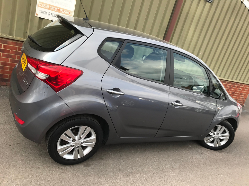 Hyundai Ix20 1.6 Active Hatchback Euro 5 123 B #2