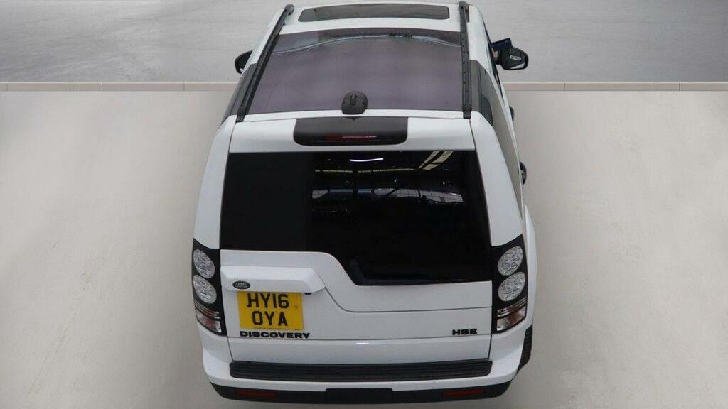 Land Rover Discovery 4 Diesel White #8