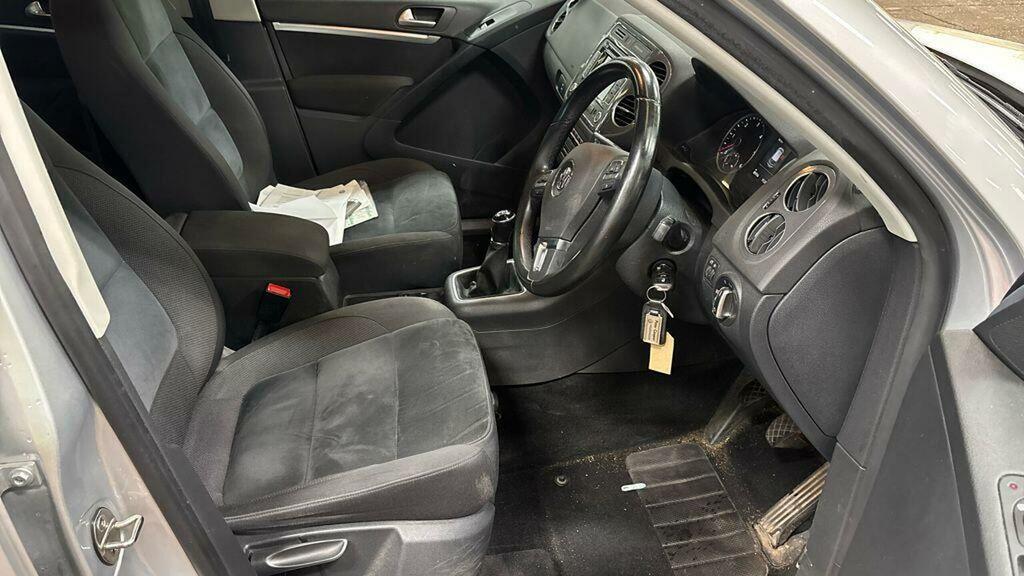 Volkswagen Tiguan 2.0 Tdi Bluemotion Tech Match 2Wd Euro 5 Ss Silver #4
