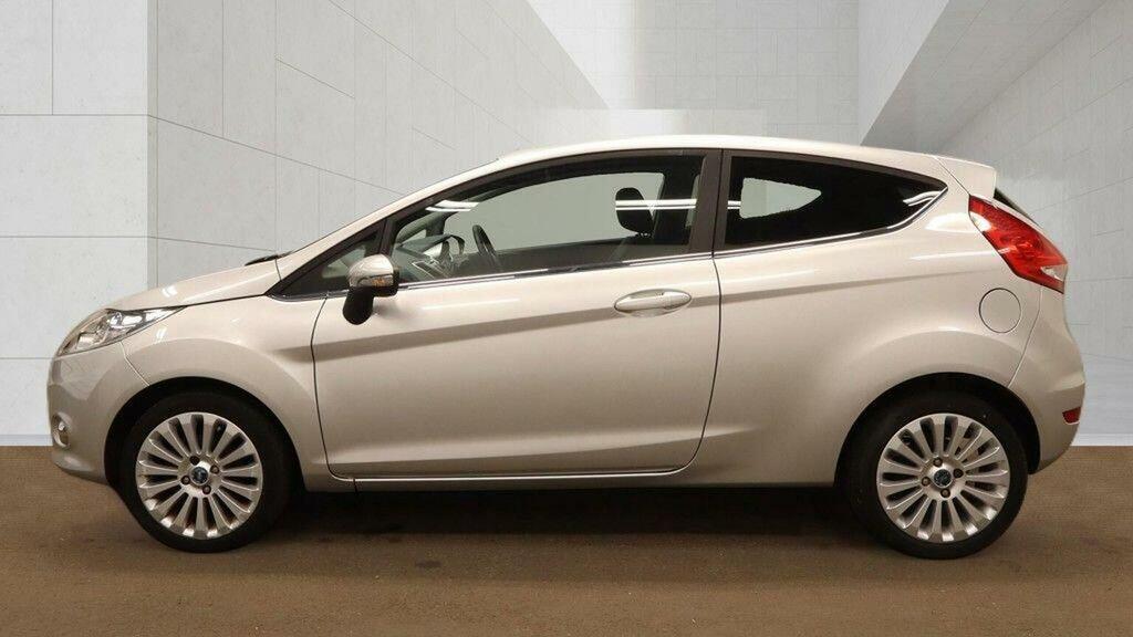 Ford Fiesta 1.4 Titanium Silver #6