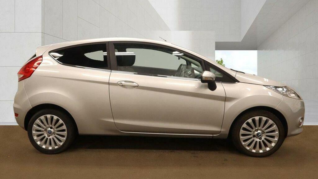 Ford Fiesta 1.4 Titanium Silver #3
