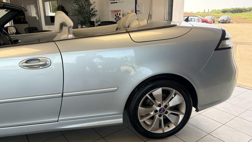Saab 9-3 1.9 Tid Vector Sport Convertible E Silver #4