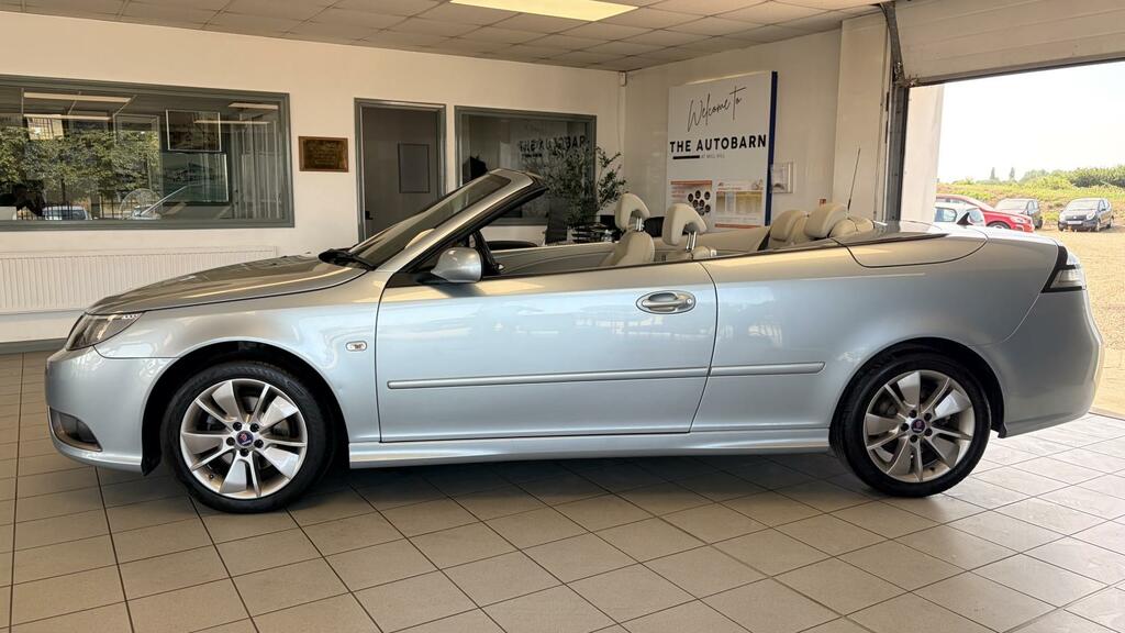 Saab 9-3 1.9 Tid Vector Sport Convertible E Silver #2