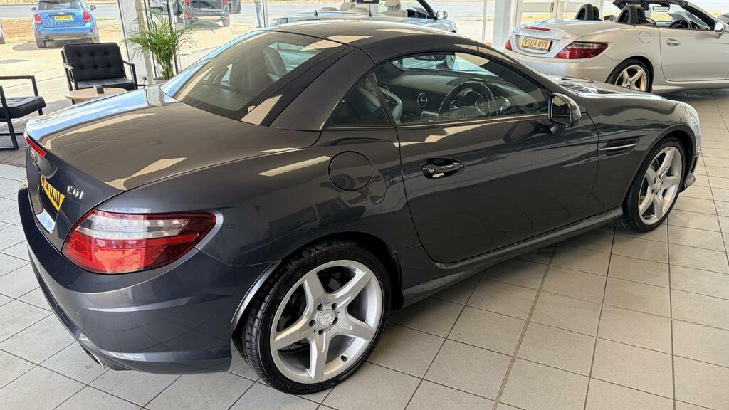 Mercedes-Benz SLK Red #19