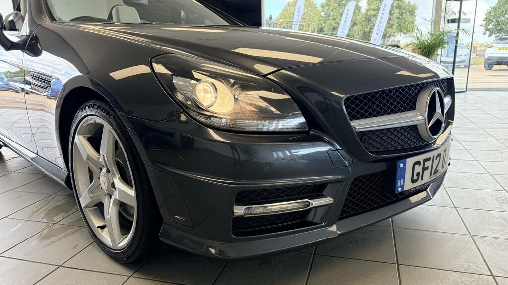 Mercedes-Benz SLK Red #13