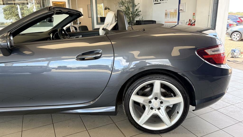 Mercedes-Benz SLK Amg Sport Grey #3
