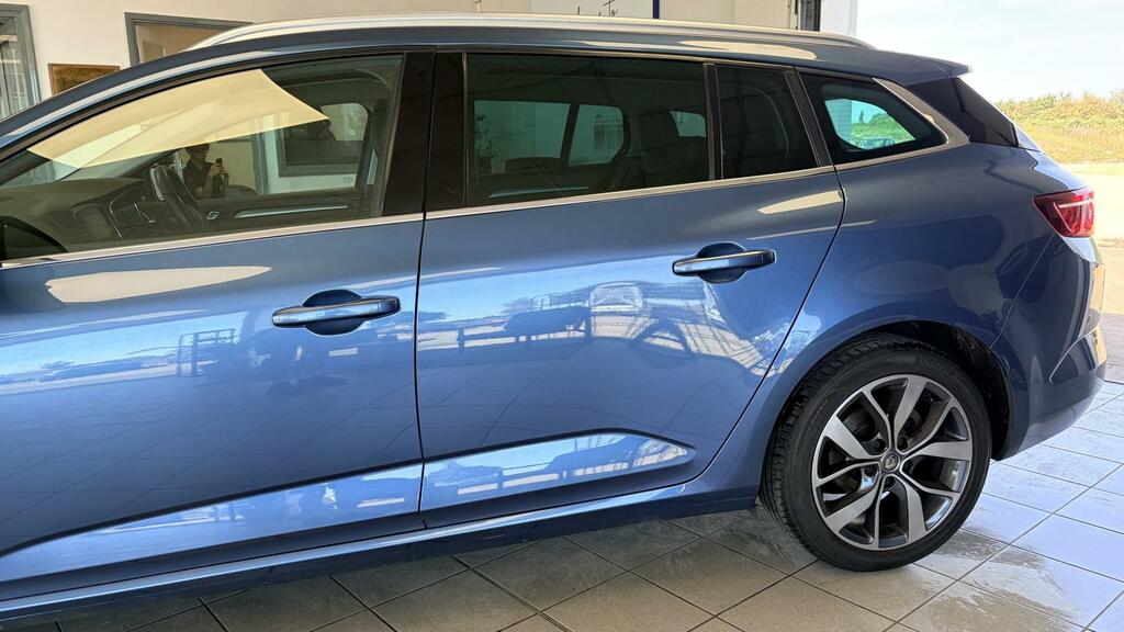 Renault Megane Dynamique S Nav Blue #4