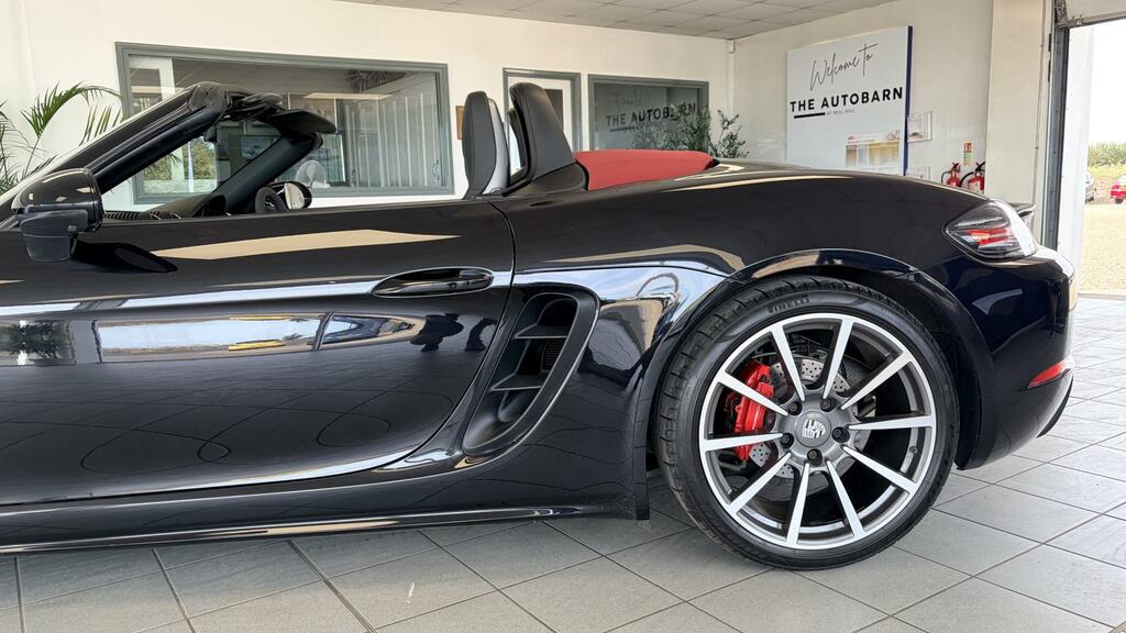 Porsche 718 Boxster S Black #4
