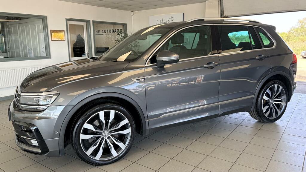 Volkswagen Tiguan R-line Grey