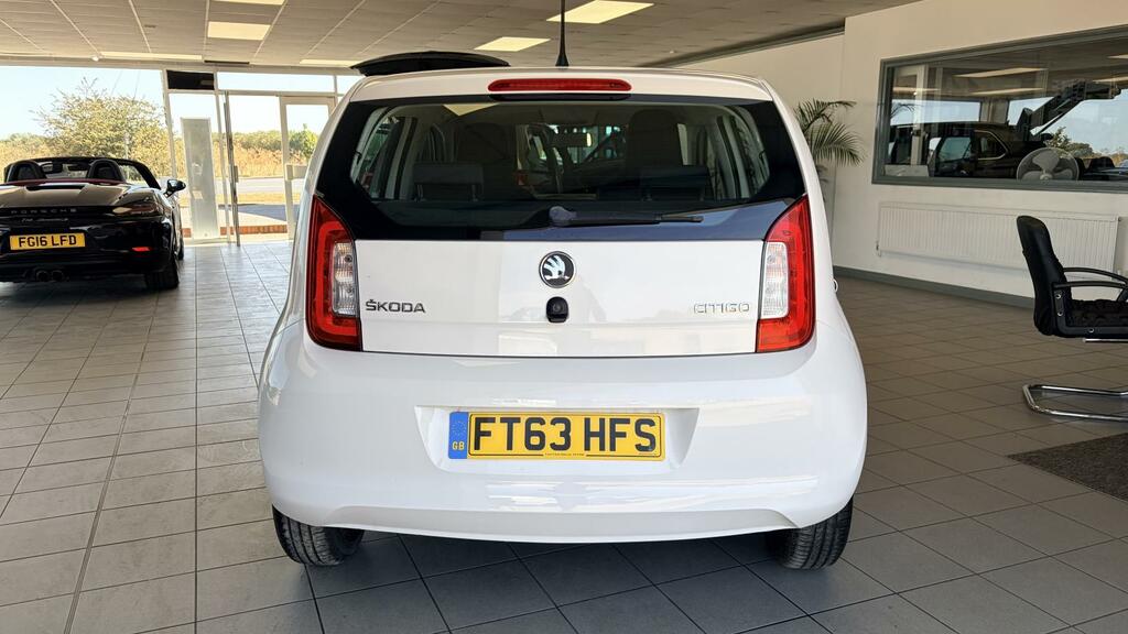 Skoda Citigo Se White #4