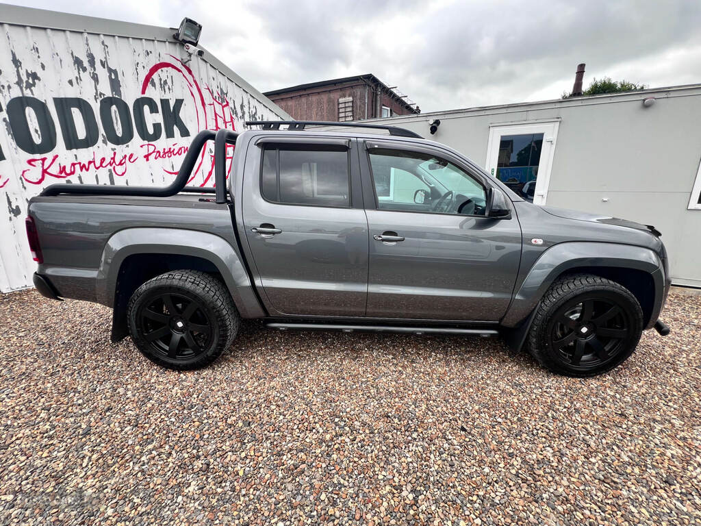 Volkswagen Amarok D Cab Pick Up Highline 3.0 V6 Tdi 224 Bmt 4M Grey #3