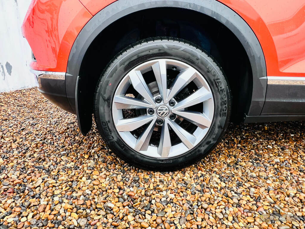 Volkswagen T-Roc 1.5 Tsi Evo Design Orange #5