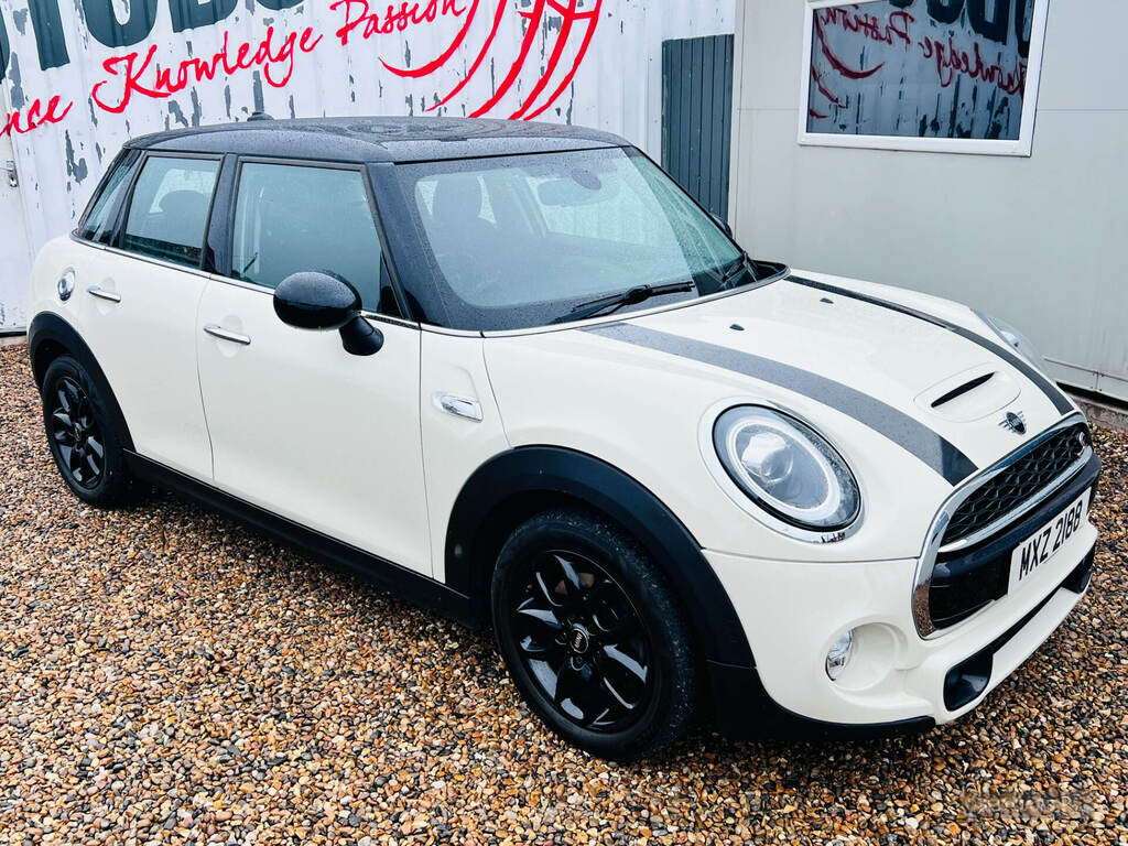 Mini Hatch 2.0 Cooper S II White