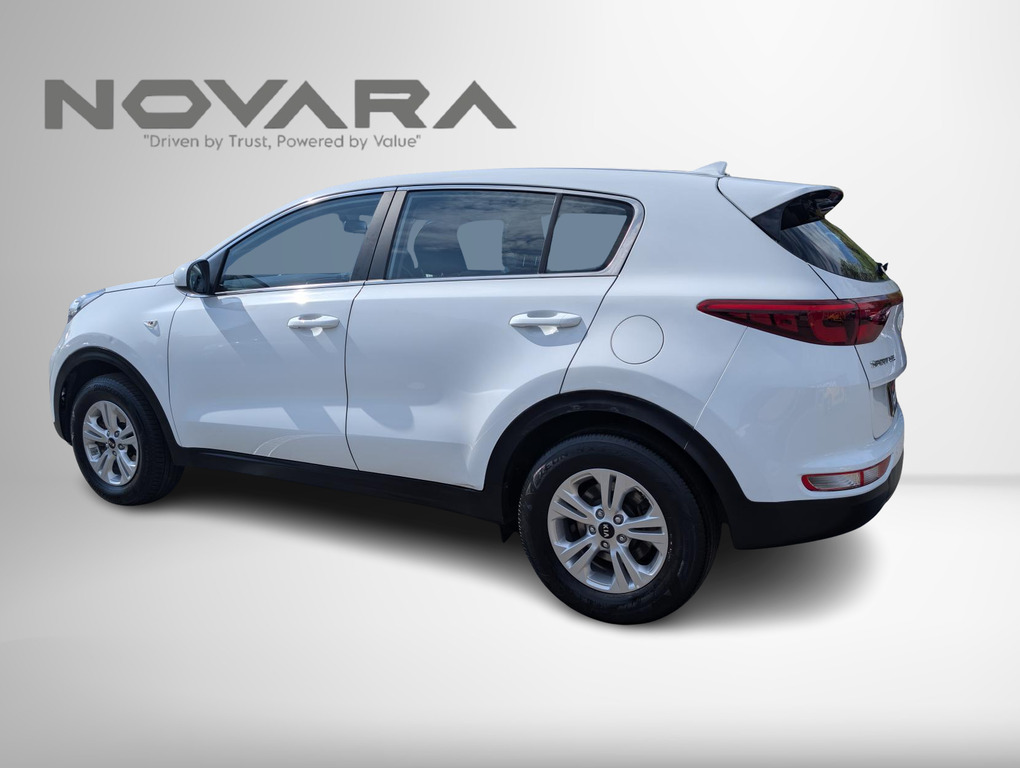 Kia Sportage 1.6 Gdi 1 Suv Euro 6 Ss 130 YU19NPE White #4