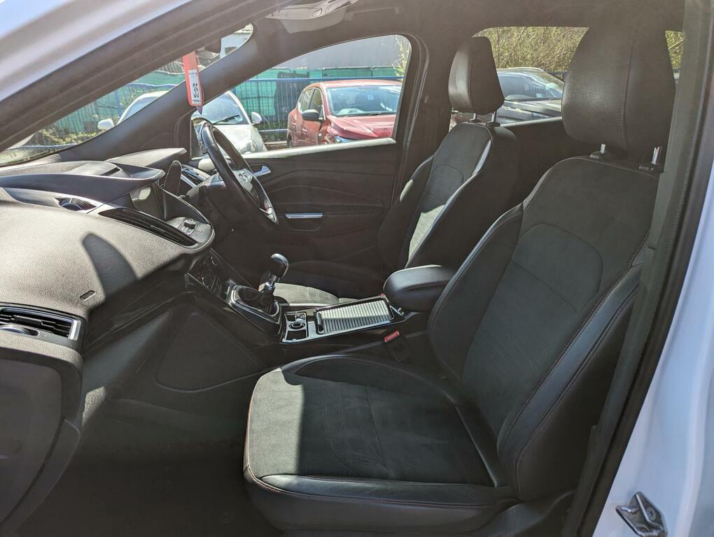 Ford Kuga 1.5T Ecoboost St-line Euro 6 Ss Red #36