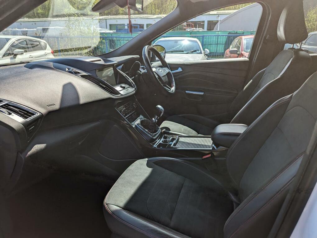 Ford Kuga 1.5T Ecoboost St-line Euro 6 Ss Red #37