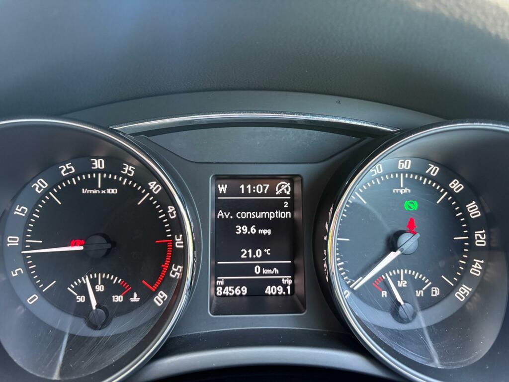 Skoda Superb 1.6 Tdi Se Greenline III Euro 5 Ss White #30