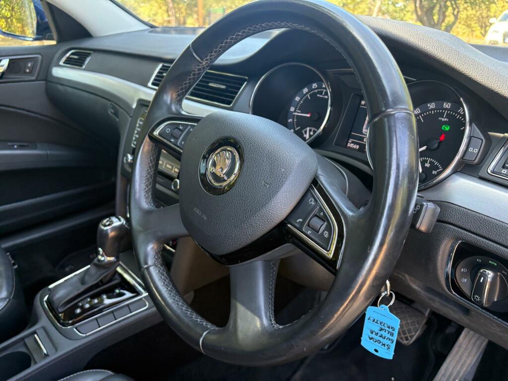 Skoda Superb 1.6 Tdi Se Greenline III Euro 5 Ss White #34