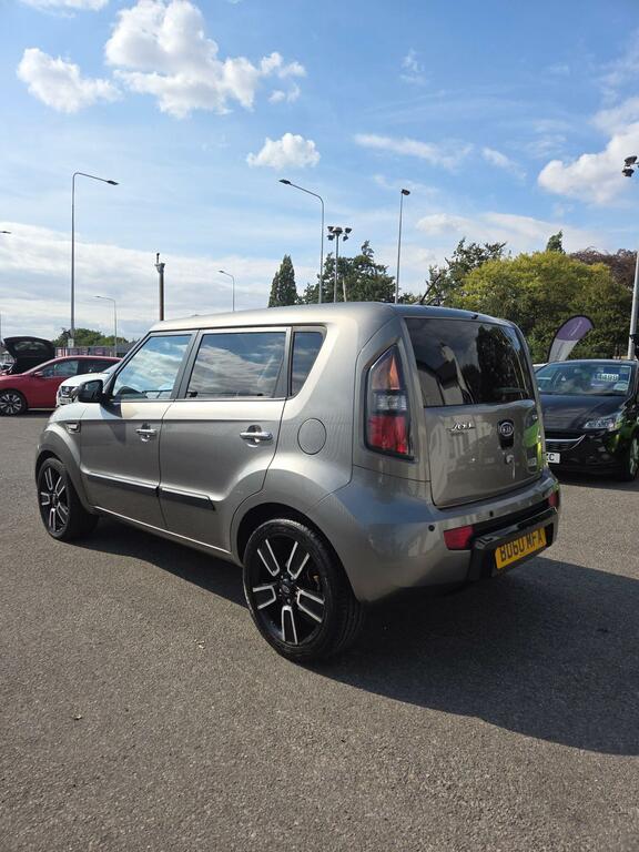 Kia Soul 1.6 Crdi Tempest Euro 4 Silver #4