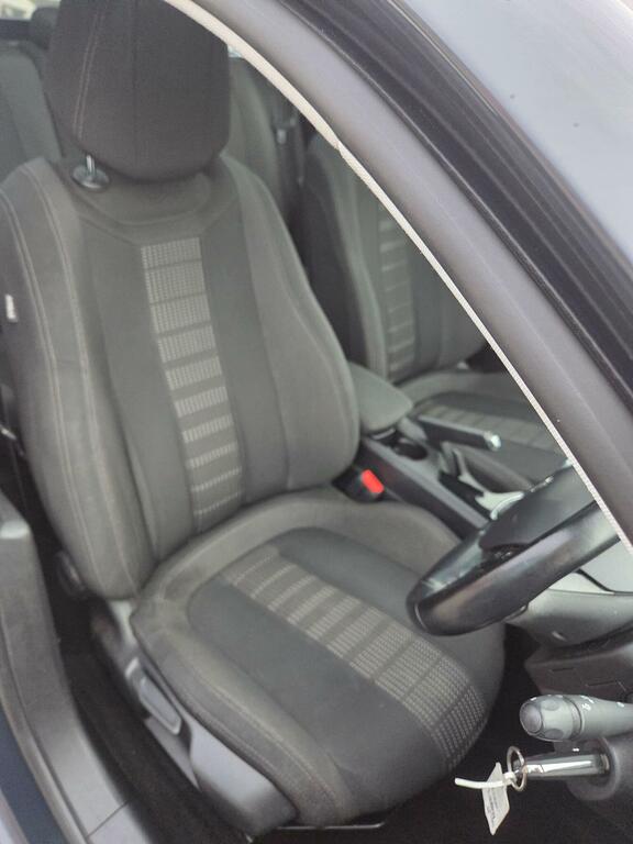 Peugeot 308 SW 1.6 Blue Hdi Ss Sw Active 120 Bhp Blue #8