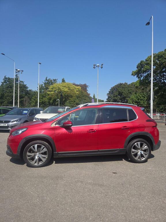 Peugeot 2008 1.5 Bluehdi Allure Eat Euro 6 Ss Red #4