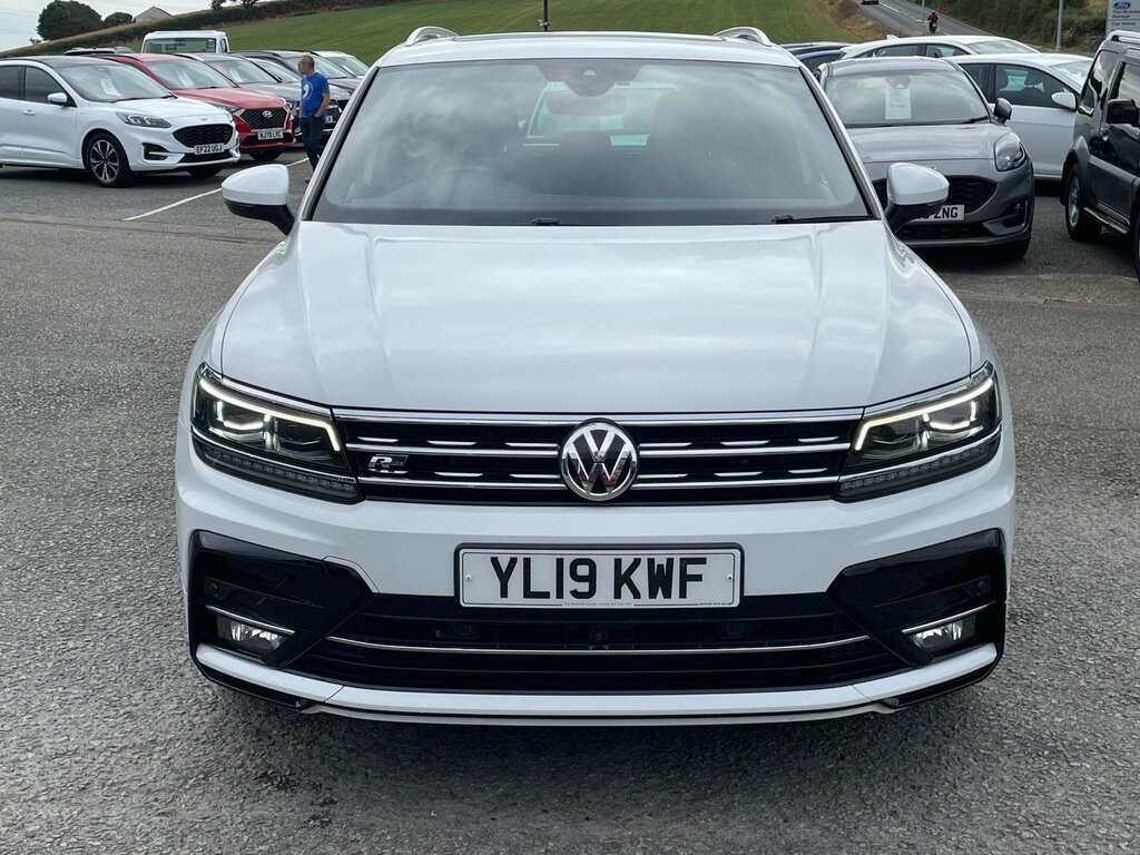 Volkswagen Tiguan 2.0 Tdi R-line Tech Suv Dsg Euro 6 Ss White #2