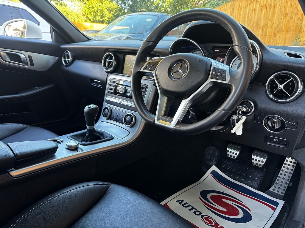 Mercedes-Benz SLK Slk200 Convertible 1.8 White #2