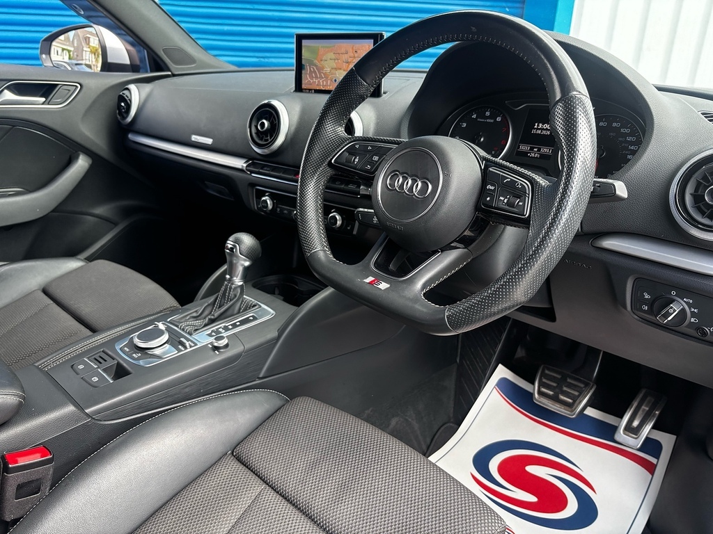 Audi A3 1.5 Tfsi Cod 35 S Line Sportback S Tron Silver #2