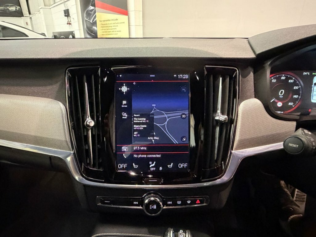 Volvo S90 Saloon 2.0 D4 Momentum Euro 6 Ss 2018 Gold #18