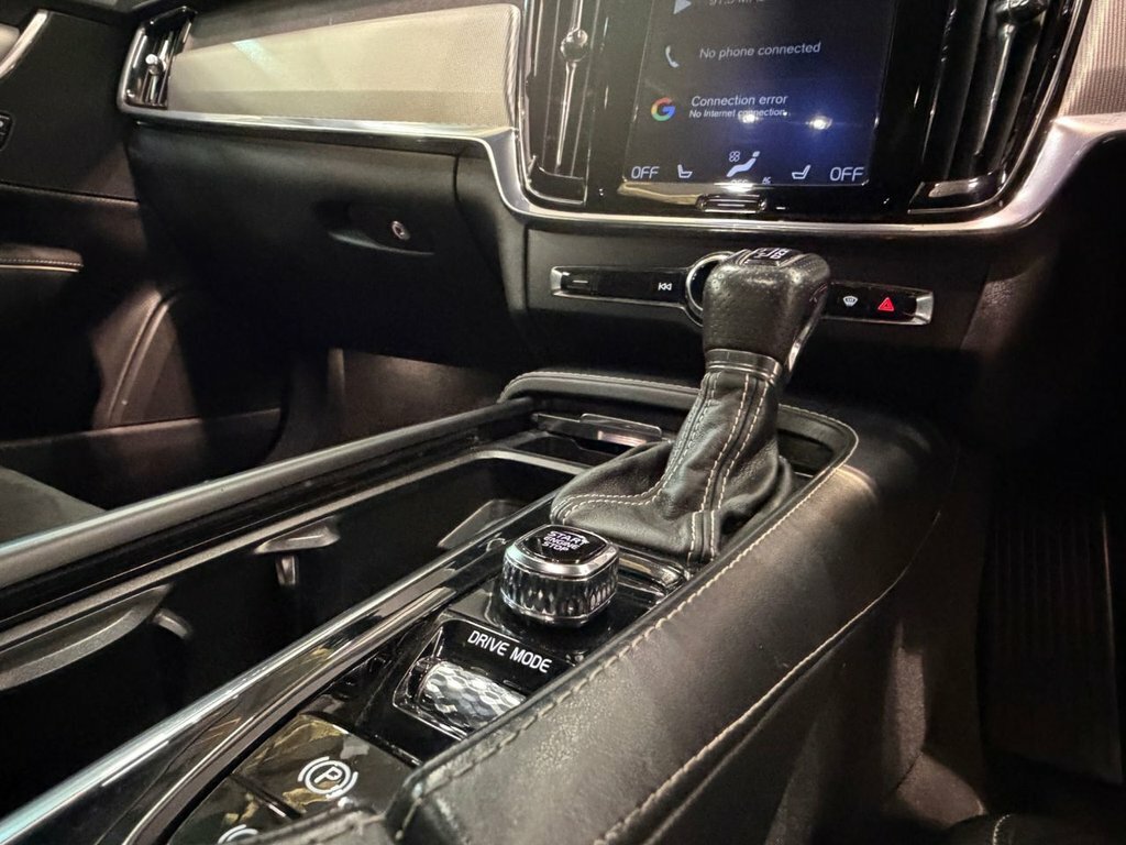 Volvo S90 Saloon 2.0 D4 Momentum Euro 6 Ss 2018 Gold #15