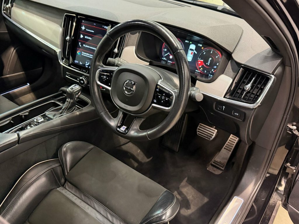 Volvo S90 Saloon 2.0 D4 Momentum Euro 6 Ss 2018 Gold #16