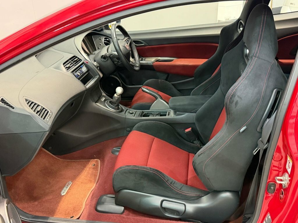 Honda Civic I-vtec Si 5-Door 1 Prev Owner Just 61K 8 Services Silver #8