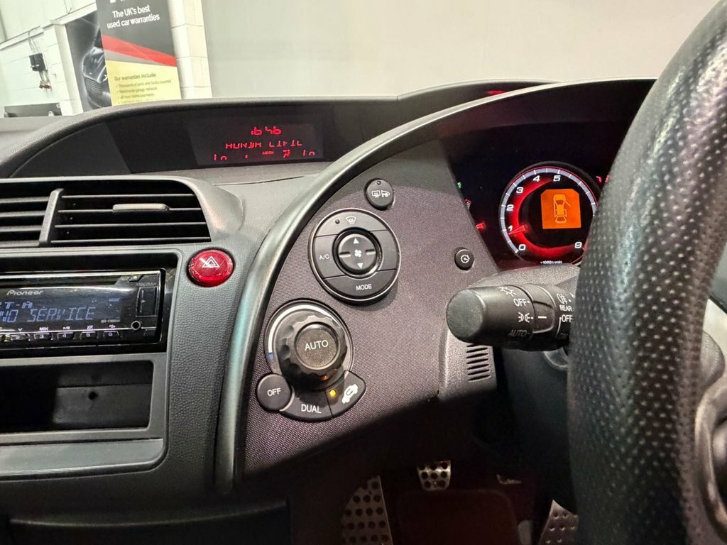 Honda Civic I-vtec Si 5-Door 1 Prev Owner Just 61K 8 Services Silver #19