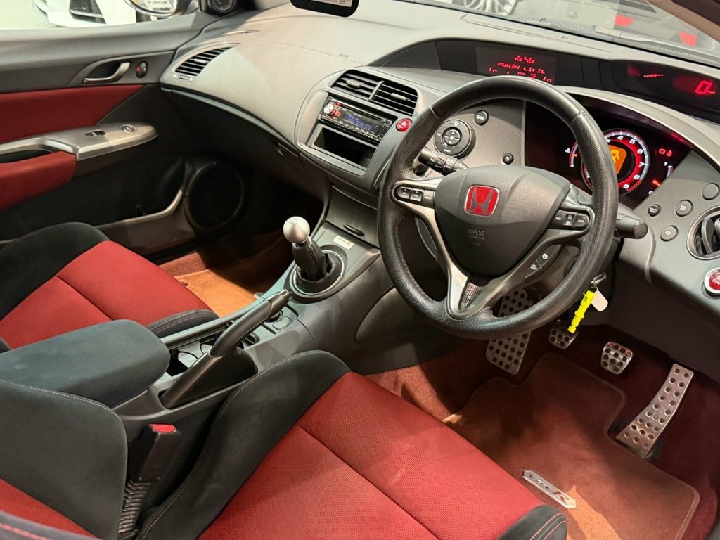 Honda Civic I-vtec Si 5-Door 1 Prev Owner Just 61K 8 Services Silver #13