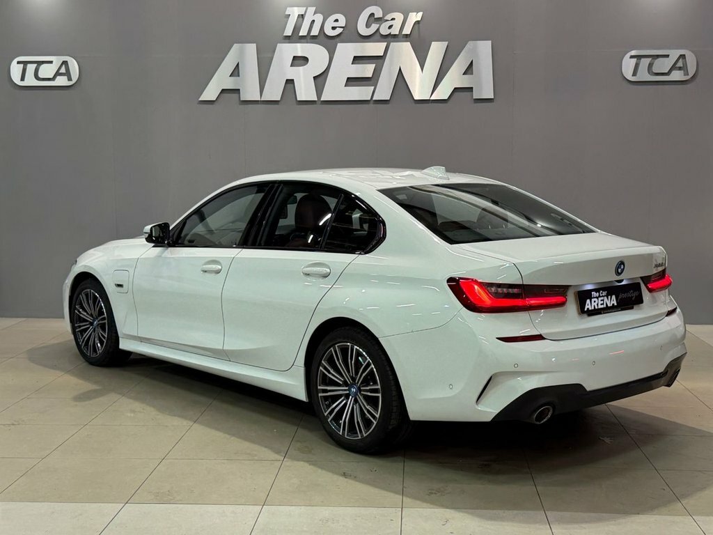 BMW 3 Series 2L M Sport White #3