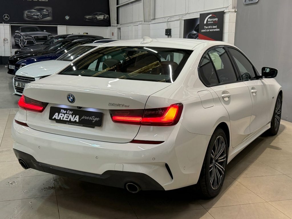 BMW 3 Series 2L M Sport White #6