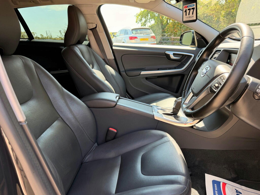 Volvo V60 Cross Country Se Nav Brown #39