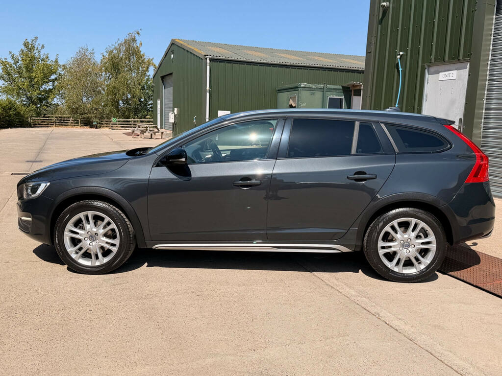 Volvo V60 Cross Country 2.0 D4 Lux Nav Euro 6 Ss Grey #4