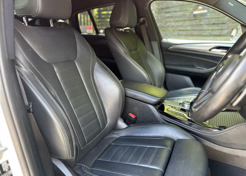 BMW X4 2.0 20D Mht M Sport Xdrive Black #8