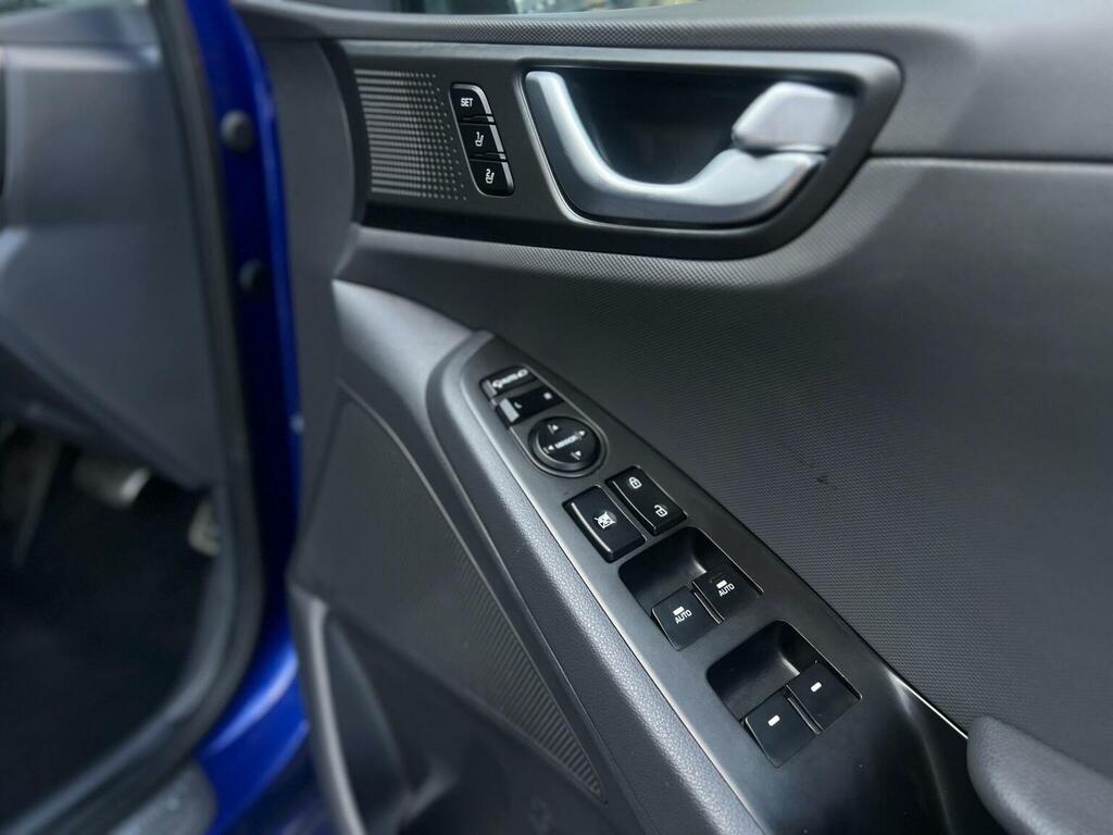 Hyundai Ioniq Grey #39