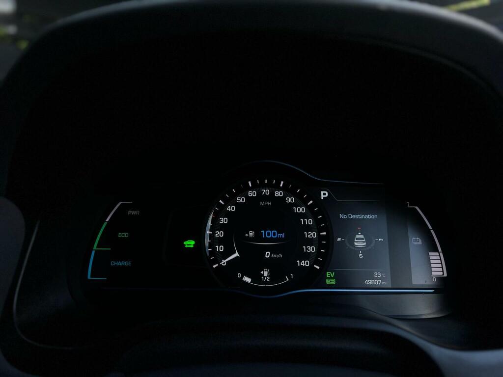 Hyundai Ioniq Grey #51