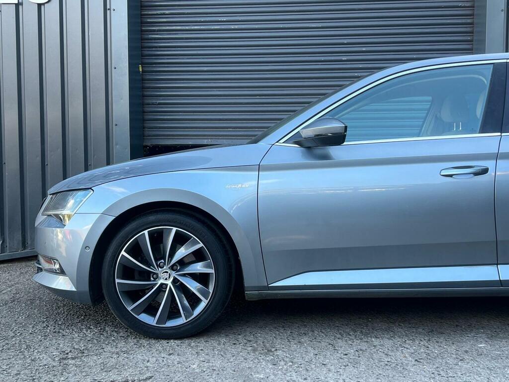 Skoda Superb 2.0 Tdi Elegance Dsg Euro 5 Ss White #11